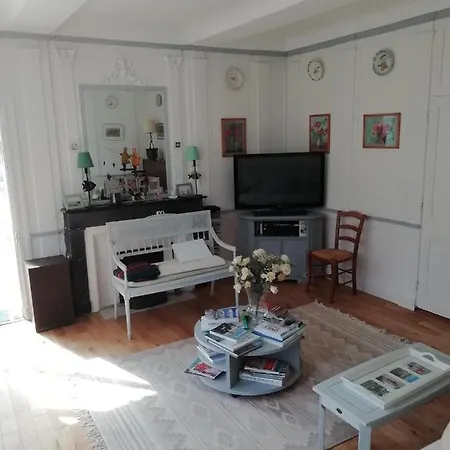 Le Du Clos Villa *